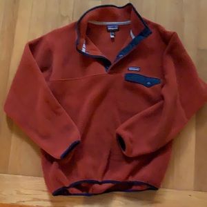 Men’s sz M orange with blue trim fleece pullover